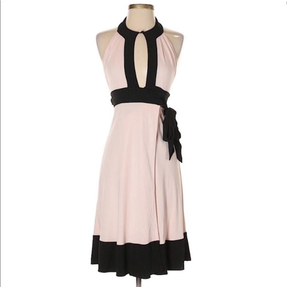 Diane Von Furstenberg key hole dress